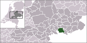 Monochrome location map of the Dutch province of Gelderland with boundaries of all municipalities, with Bergh area highlighted in green. Top-left corner includes inset of overall map of Netherlands, with Gelderland highlighted within.