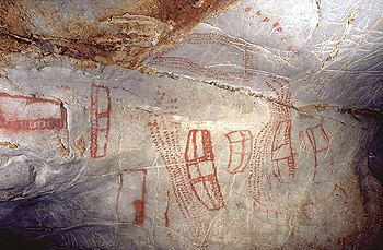Proto-Aurignacian dots and lines from Cueva del Castillo, Spain