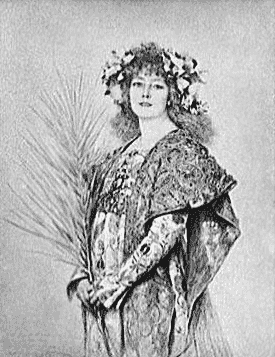 Sarah Bernhardt in her Gismonda costume, photographed by Théobold Chartran (1896)