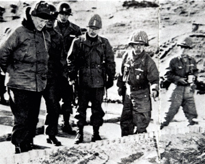 Korean War Dwight D. Eisenhower, Kim Baik-Il, Baik Seon-yup, Chung Il-kwon.