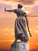 Statue of Juana Galán in Valdepeñas, by sculptor Francisco Javier Galán