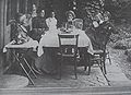 Anna Anker, zwei Besucherinnen, Albert Anker, Charlotte Quinche, Cécile Dubois-Anker, um 1902