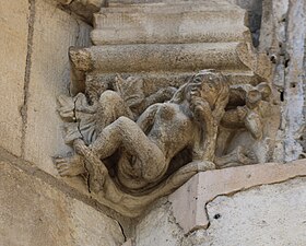 Masturbation. Hôtel-de-Ville de Saint-Quentin. Saint-Quentin, France. Between 1331 to 1509.