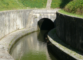 The canal tunnel in Ovanches