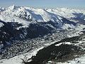 Davos im Winter aus der Luft – Blickrichtung Norden, im Hintergrund Parsenn