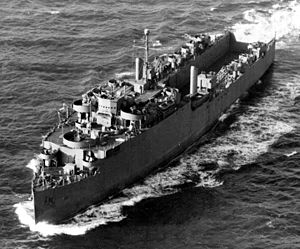 HMS Oceanway (F143) off Norfolk, Virginia (USA), in April 1944