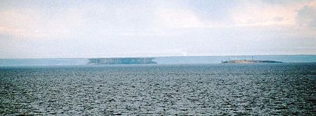 Superior mirage on Lake Ladoga