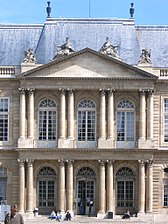 Façade of the Hôtel de Soubise by Pierre-Alexis Delamair (1704–1708)