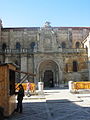 Basilika San Isidoro, Seitenansicht mit dem „Portal des Lammes“