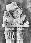Bharhut pillar capital with central flame palmette, circa 100 BCE.