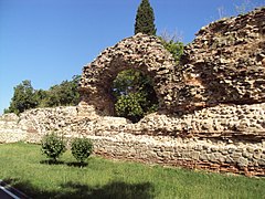 The Roman walls
