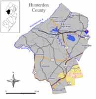 Location of East Amwell Township in Hunterdon County highlighted in yellow (right). Inset map: Location of Hunterdon County in New Jersey highlighted in black (left).
