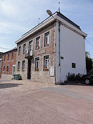 The town hall in Gommegnies
