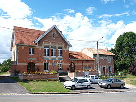 The town hall in Condé-lès-Autry