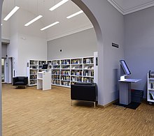 Bibliothek im Damenatelier