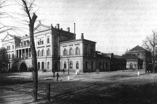 The first station with wings built in 1890, as seen from the south]
