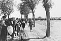 „Polenevakuierung“ oder „Aussiedlung“: Polen auf dem Weg zum Bahnhof, Schwarzenau bei Gnesen 1939