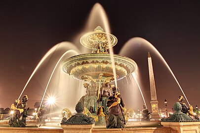 The Fountain of River Commerce at night