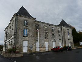 The town hall in Mensignac