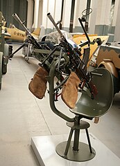 Twin Bren anti-aircraft mounting