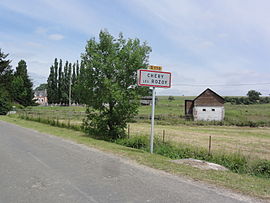 The road into Chéry-lès-Rozoy