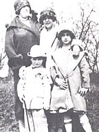 Grace Budd, pictured with her family