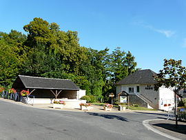 The wash house and town hall in Pazayac