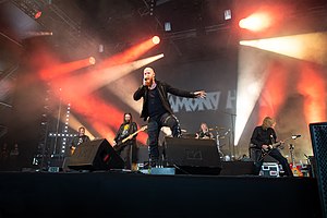 Diamond Head performing in 2019