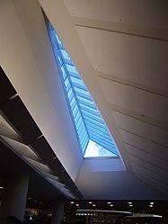 Tetrahedral skylight