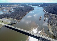 Wisconsin River north of Boscobel with US-61 bridge over river