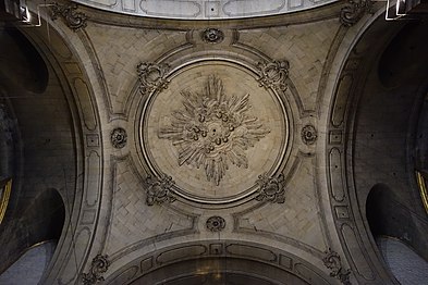 Transept vault - a flight of angels
