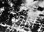 Das brennende Braunschweig zwischen 2:00 und 3:00 Uhr am frühen Morgen des 15. Oktober 1944, aufgenommen von einem am Angriff beteiligten Lancaster-Bomber der RAF.