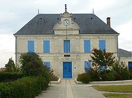 The town hall in Saint-Laurent-de-la-Prée