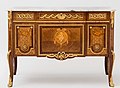 Chest of drawers made by Haupt in 1780.