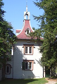The "Spanish Tower", added in 1847, contains four bedrooms