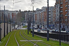 Green track at Porte de Chaumont