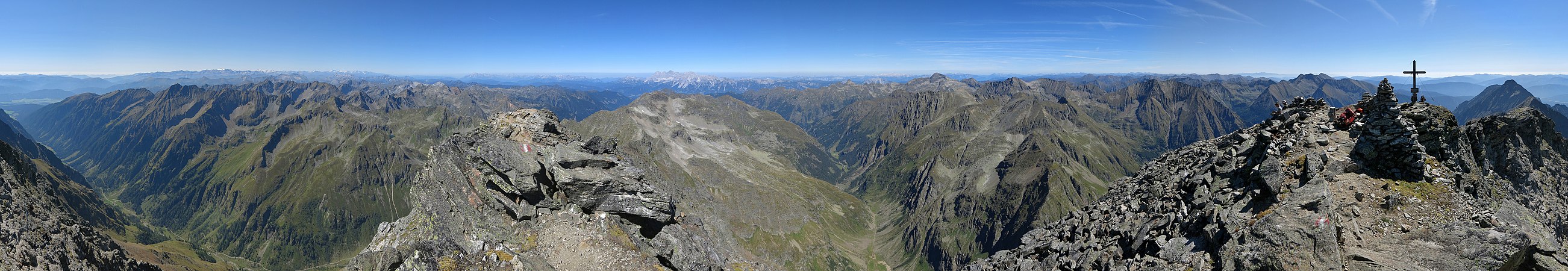 Panorama (360°) vom Hochgolling in den Schladminger Tauern, Steiermark. Benutzer:Milseburg
