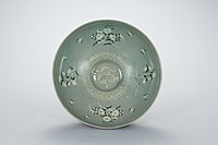 �Goryeo dynasty bowl with sanggam inlay