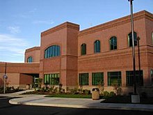 Exterior image of Chemeketa's Woodburn Center