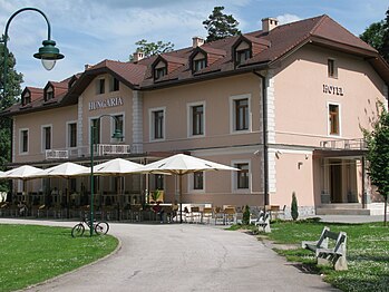 Hotel Crystal (previously called Hotel Hungaria)