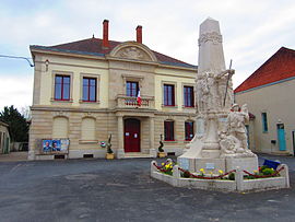 The town hall in Lacroix-sur-Meuse