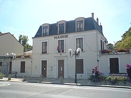 The town hall of Crosne