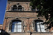 Hôtel de Mansencal:windows of the rear facade.