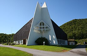 Myre Church (1979), fan shape, concrete and glued laminated timber