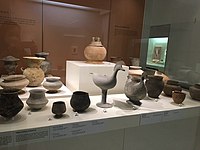 Samhan period's potteries and togi objects