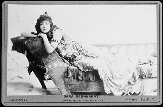 Bernhardt in Cleopatra (1891)