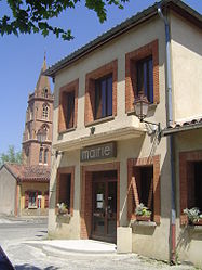 The town hall in Sainte-Foy-d'Aigrefeuille