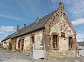 The town hall of Mesbrecourt-Richecourt