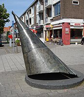 Cones (1984), Rotterdam-Overschie