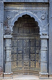 Central mihrab